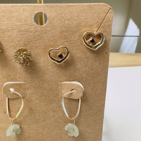 Vintage Gold Tone Earrings Lot of 3 Pair Heart and Garnet Dangle Rose Dandelion - Picture 3 of 5